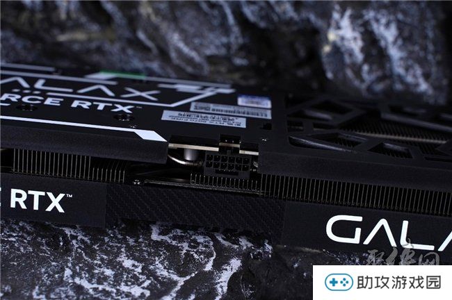 速速拿下这款新卡，影驰RTX 5070 FIRE评测