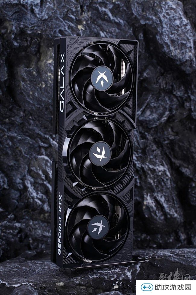 速速拿下这款新卡，影驰RTX 5070 FIRE评测